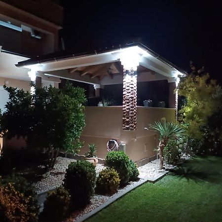 Apartments Luka Раб Экстерьер фото